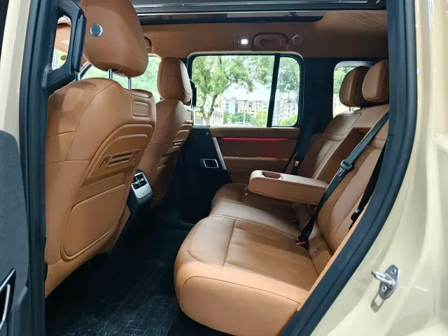 iCAR V27 — Фото автомобиля 9