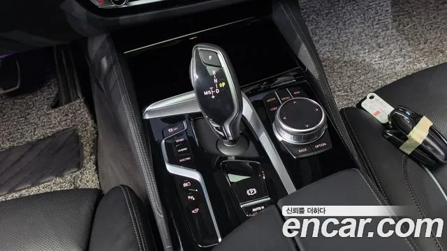BMW 5 Series — Фото автомобиля 9