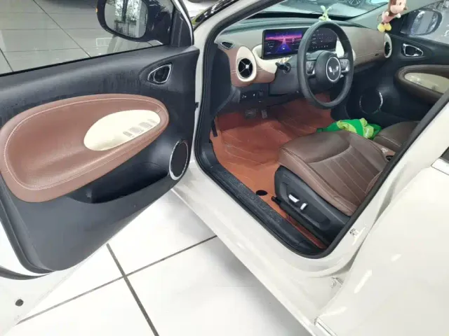 Wuling Bingo — Фото автомобиля 15