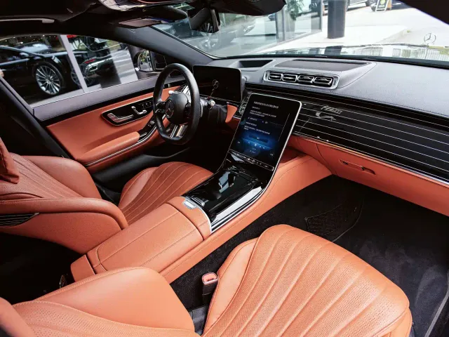 Mercedes-Benz S-Class — Фото автомобиля 8