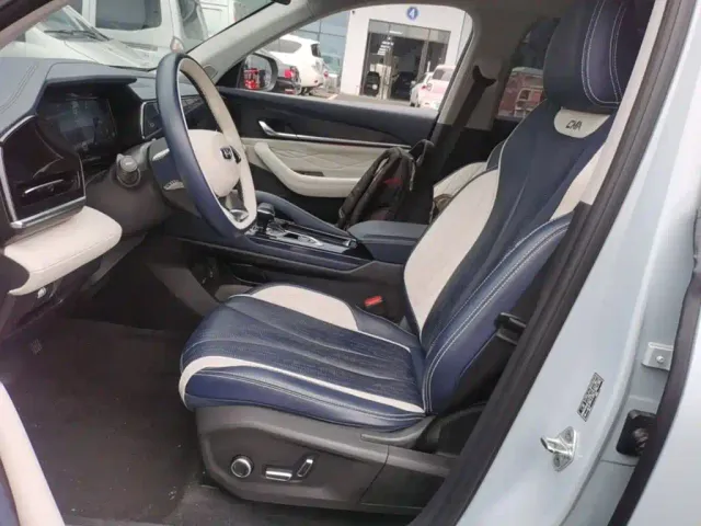 Geely Xingyue L — Фото автомобиля 14