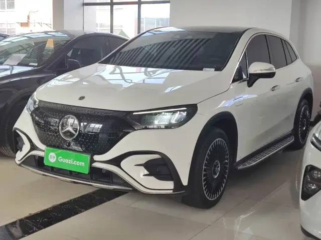 Фотография автомобиля — Mercedes-Benz EQE SUV