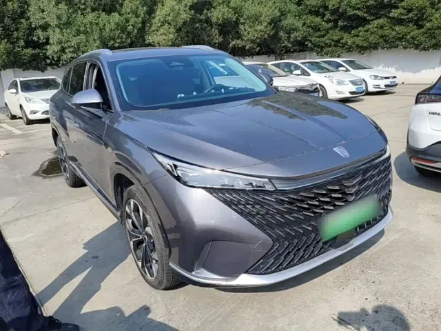 Roewe RX5 — Фото автомобиля 3