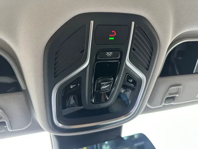 Geely Boyue L — Фото автомобиля 17
