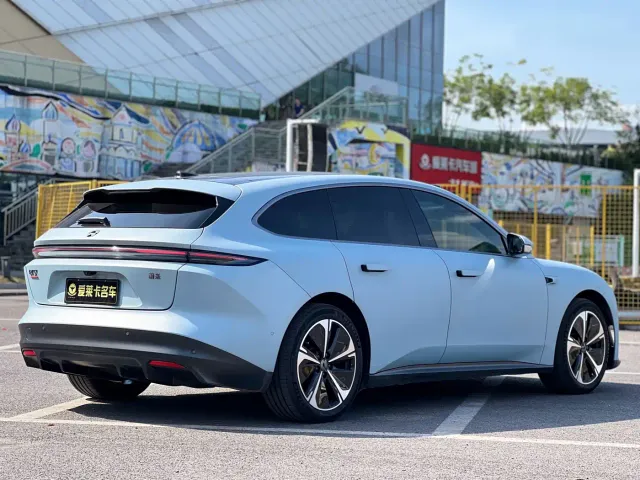 Nio ET5 Touring — Фото автомобиля 15
