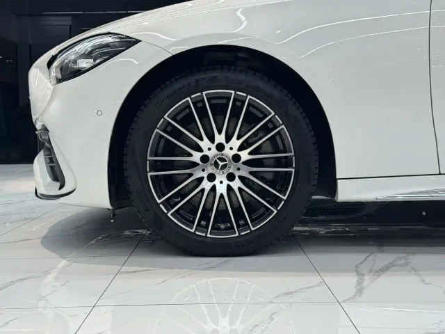Mercedes-Benz C-Class — Фото автомобиля 14