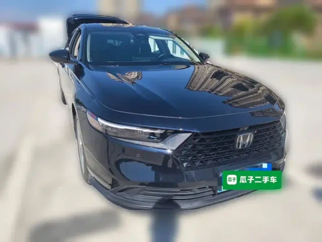 Honda Accord — Фото автомобиля 3