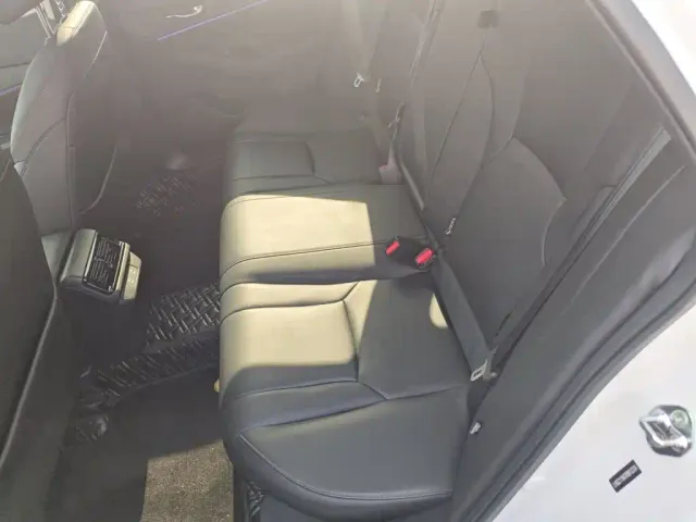 Honda Accord — Фото автомобиля 12