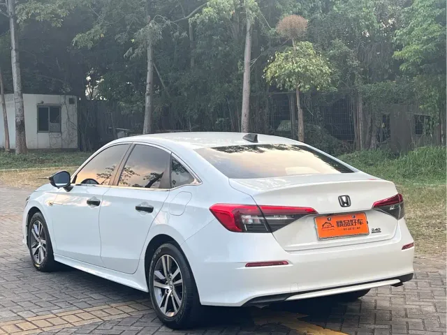 Honda Civic — Фото автомобиля 15