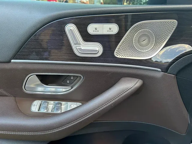 Mercedes-Benz GLE-Class — Фото автомобиля 11