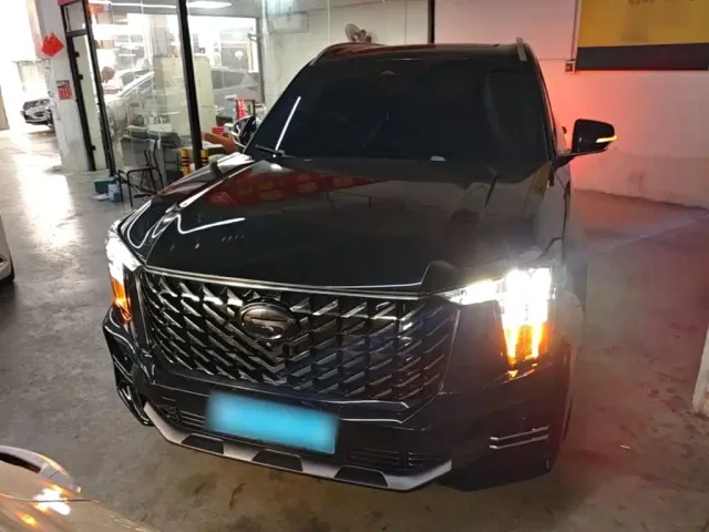 GAC Trumpchi GS8 — Фото автомобиля 2