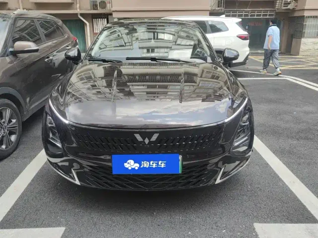 Wuling Starlight — Фото автомобиля 2