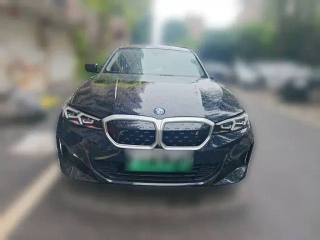 BMW i3 — Фото автомобиля 23