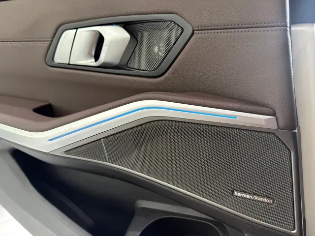 BMW i3 — Фото автомобиля 10