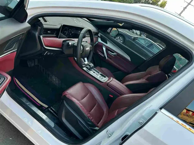 Jetour X70 Plus — Фото автомобиля 5