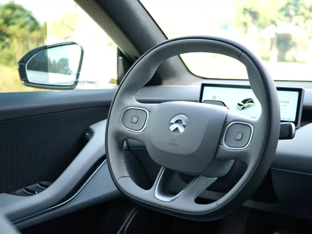 Nio ET5 Touring — Фото автомобиля 6