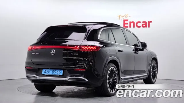 Mercedes-Benz EQS — Фото автомобиля 2