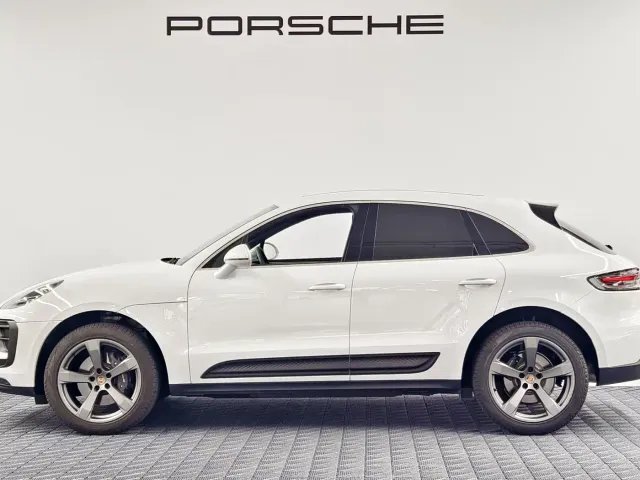 Porsche Macan — Фото автомобиля 4