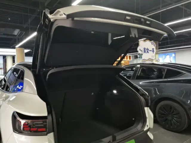 Volkswagen ID.4 Crozz — Фото автомобиля 14