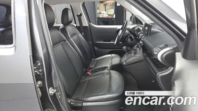 Hyundai Casper — Фото автомобиля 17