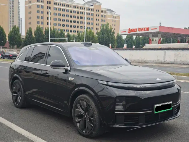 Li Auto L7 — Фото автомобиля 3