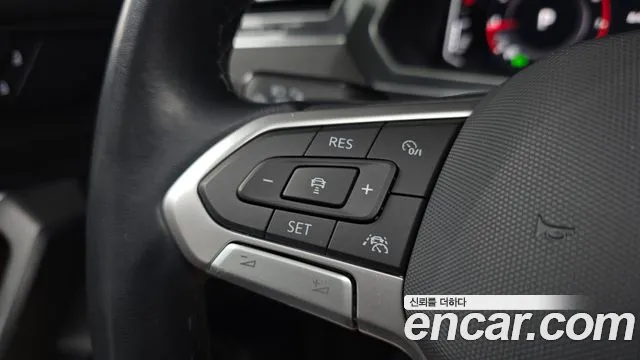 Volkswagen Tiguan — Фото автомобиля 18