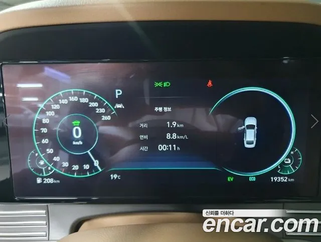 Hyundai Grandeur (New) Hybrid — Фото автомобиля 9