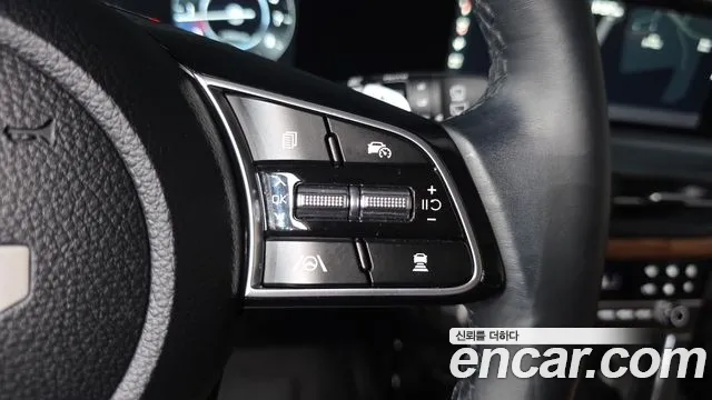 Kia Seltos New — Фото автомобиля 28