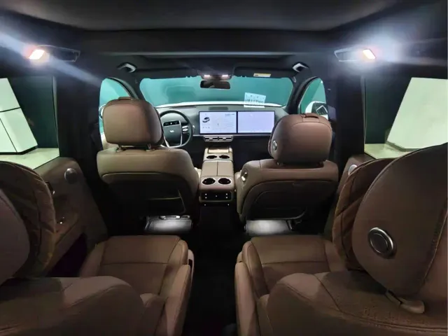 Li Auto L8 — Фото автомобиля 7
