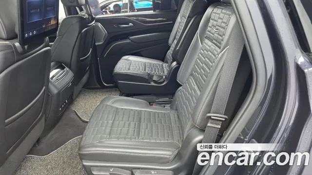 Cadillac Escalade Escalade 5 поколение — Фото автомобиля 24