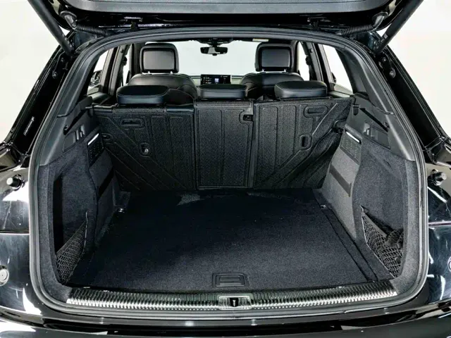 Audi Q5L — Фото автомобиля 24