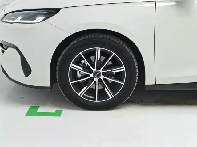 BYD Seal 06 — Фото автомобиля 8