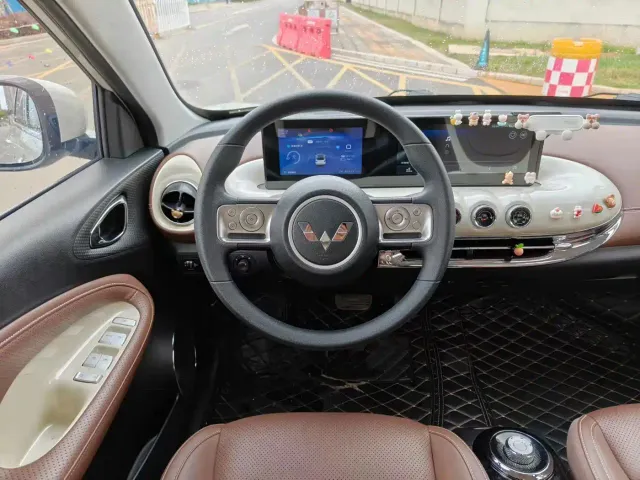 Wuling Bingo — Фото автомобиля 9