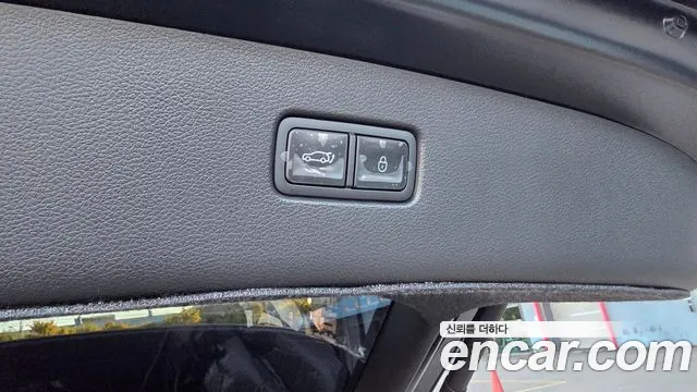 Genesis GV80 — Фото автомобиля 18