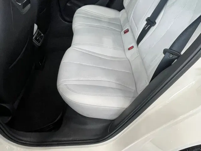 BYD Seal 06 — Фото автомобиля 10