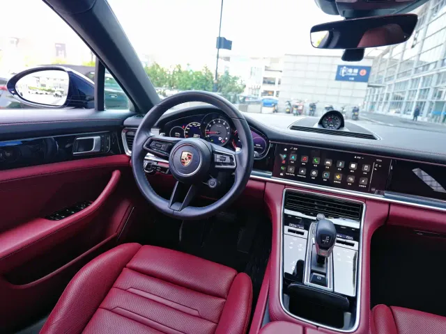 Porsche Panamera — Фото автомобиля 11