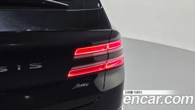 Genesis GV80 — Фото автомобиля 8