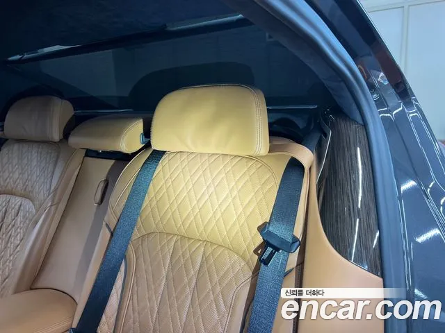 BMW 7 Series G11 — Фото автомобиля 5