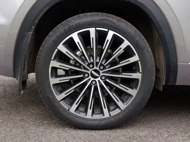 Geely Xingyue L — Фото автомобиля 10