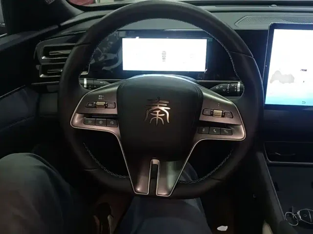 BYD Qin L — Фото автомобиля 10