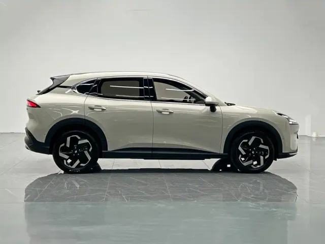 Baojun Yunhai — Фото автомобиля 7
