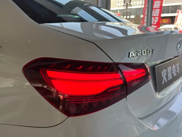 Mercedes-Benz A-Class — Фото автомобиля 14