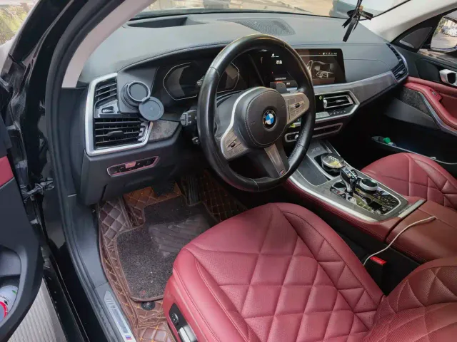 BMW X5 — Фото автомобиля 2