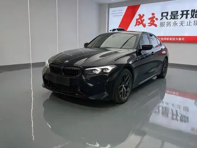 Фотография автомобиля — BMW 3 Series