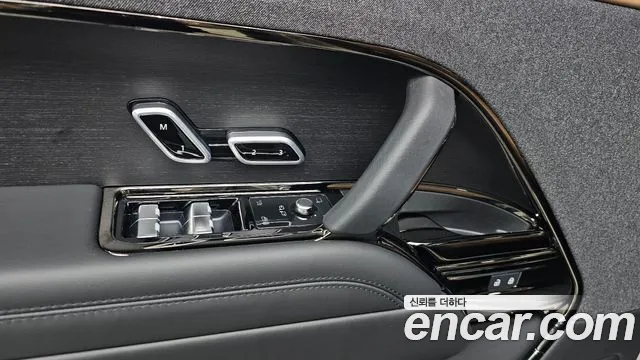 Land Rover Range Rover Sport — Фото автомобиля 27