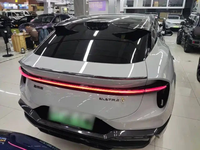 Lotus Eletre — Фото автомобиля 5