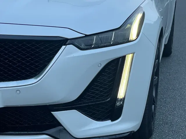 Cadillac CT5 — Фото автомобиля 17