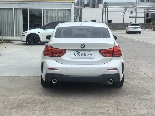 BMW 1 Series — Фото автомобиля 8