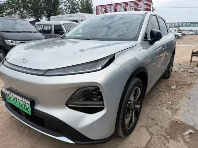 Changan Qiyuan Q05 — Фото автомобиля 3