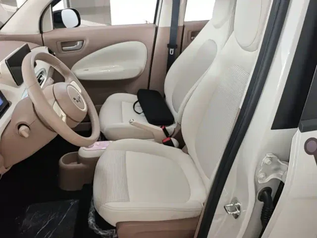 Wuling Hongguang Mini EV — Фото автомобиля 14